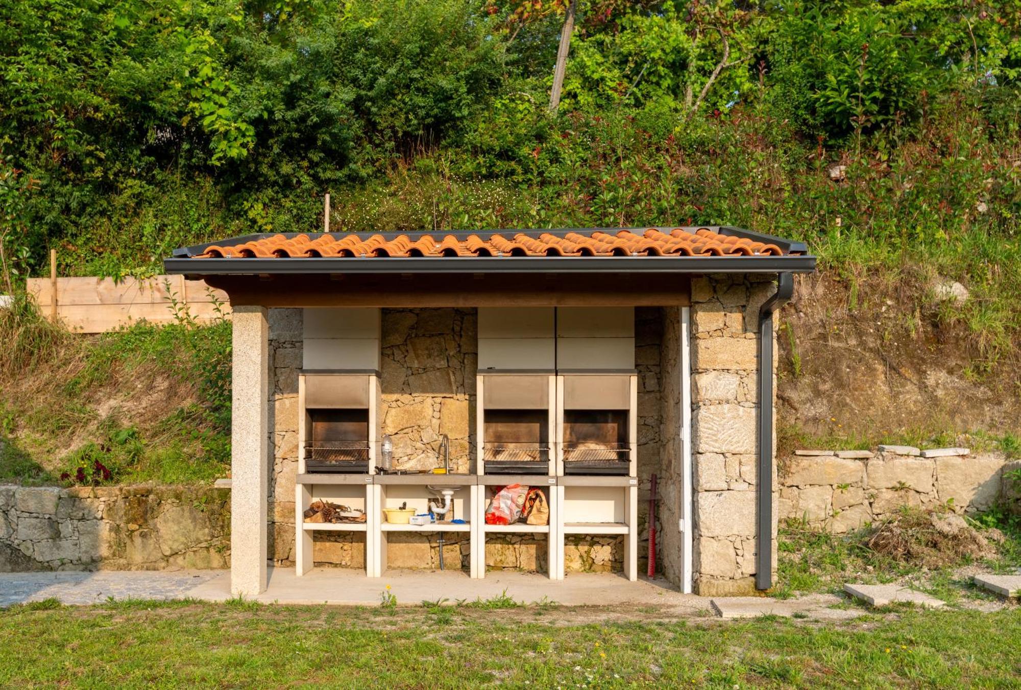 Casas De Bouro 2 Casa Dos Jarros Villa Terras de Bouro Exteriör bild